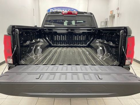 New 2026 Chevrolet Colorado W/T AWD/4WD image 13