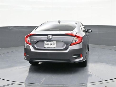 Used 2018 Honda Civic EX image 11