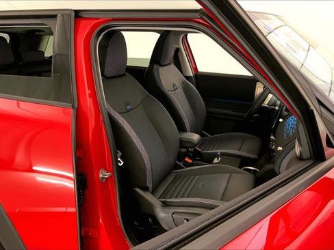 Certified 2025 MINI Cooper Countryman S w/ Comfort Package Max image 6