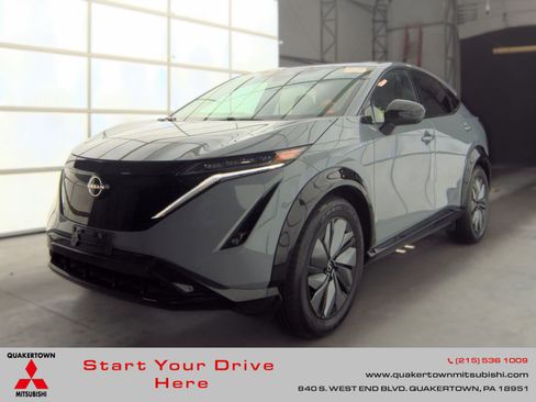 Used 2025 Nissan Ariya AWD image 1