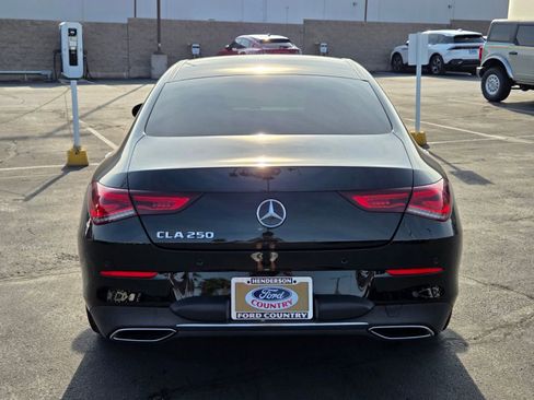 Used 2022 Mercedes-Benz CLA 250 image 5