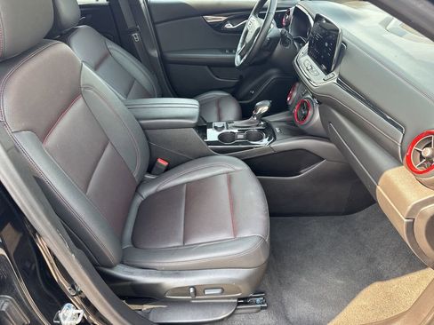 Used 2025 Chevrolet Blazer RS image 13