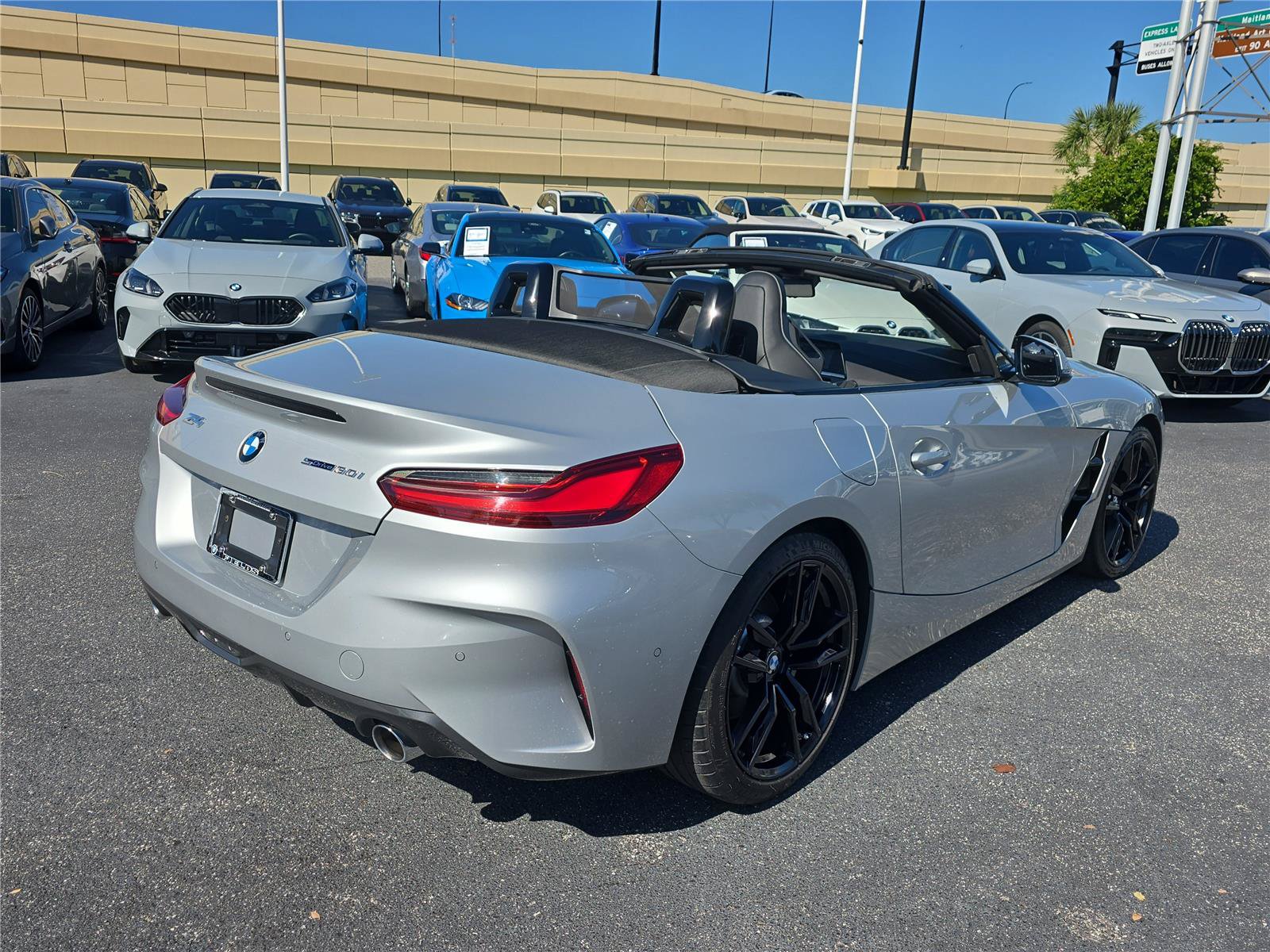 Used 2020 BMW Z4 sDrive30i w/ M Sport Package RWD image 3