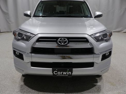 Used 2022 Toyota 4Runner Limited AWD/4WD image 8