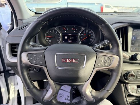 Used 2022 GMC Terrain AT4 w/ Infotainment Package II image 15