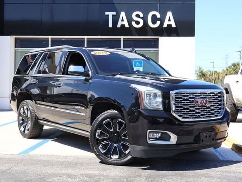 Used 2019 GMC Yukon Denali w/ Denali Ultimate Package image 1