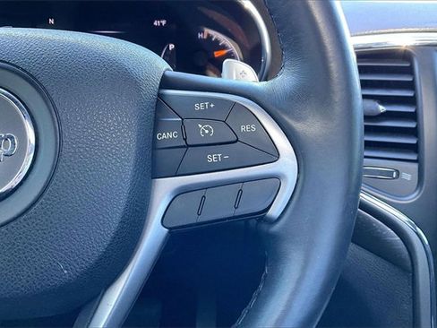 Used 2017 Jeep Grand Cherokee Altitude image 21
