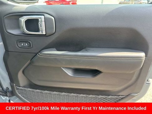Certified 2025 Jeep Gladiator Mojave AWD/4WD image 9