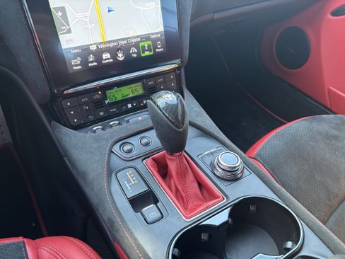 Used 2019 Maserati GranTurismo Sport RWD image 29
