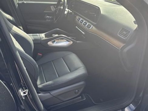 Used 2025 Mercedes-Benz GLE 350 4MATIC image 4