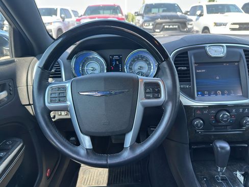 Used 2014 Chrysler 300 C w/ Beats Audio Group RWD image 22