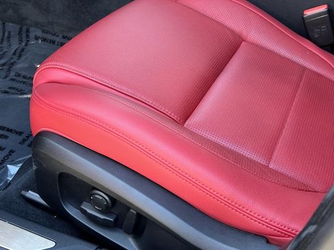 Used 2024 Jaguar XF R-Dynamic SE image 32