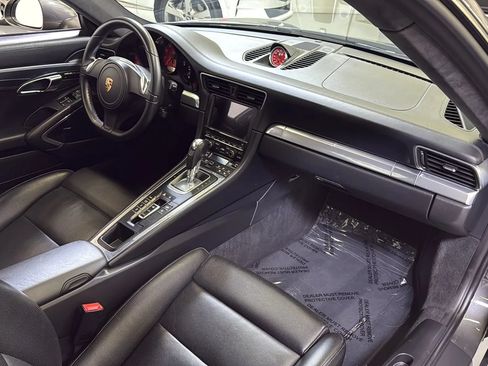 Used 2013 Porsche 911 Carrera 4S w/ Bose Audio Pkg AWD/4WD image 17