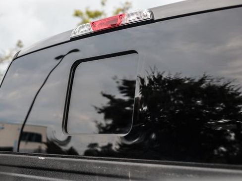 Used 2018 Ford F150 XLT w/ Equipment Group 302A Luxury AWD/4WD image 30