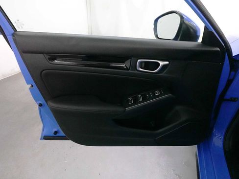 Used 2024 Honda Civic Sport Touring image 10