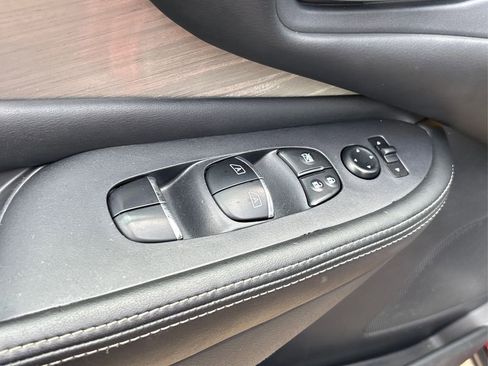 Used 2018 Nissan Murano Platinum image 31