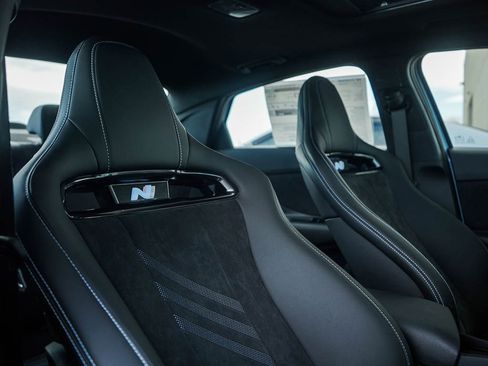 New 2026 Hyundai Elantra N FWD image 10
