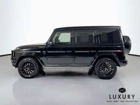 Used 2021 Mercedes-Benz G 550 w/ G Manufaktur Interior Package image 9