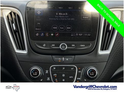 Used 2023 Chevrolet Malibu LT FWD image 16