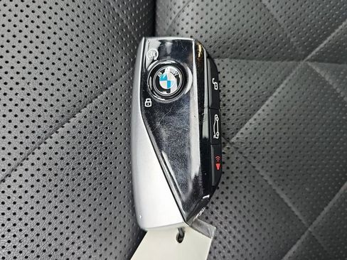 Used 2024 BMW X7 xDrive40i w/ M Sport Package image 39