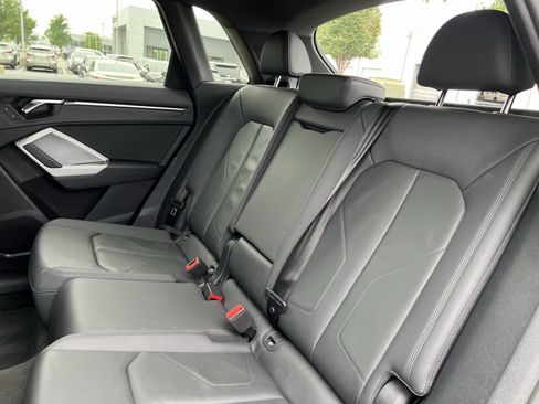 Used 2023 Audi Q3 2.0T Premium w/ Convenience Package AWD/4WD image 33