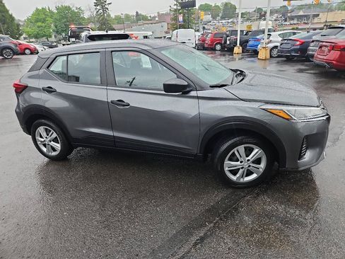 Used 2023 Nissan Kicks S FWD image 2
