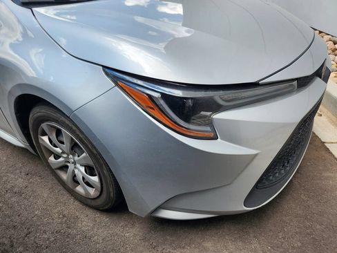 Used 2022 Toyota Corolla LE FWD image 20