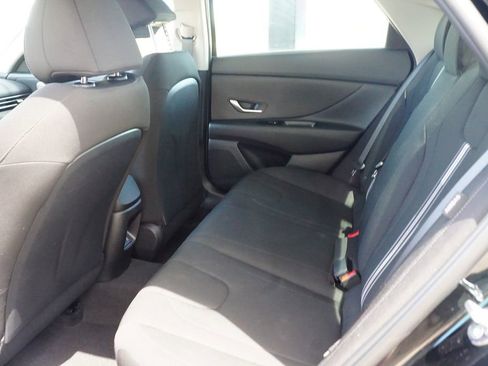 New 2025 Hyundai Elantra Blue image 20