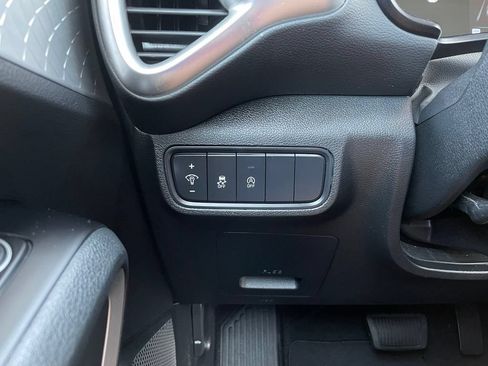 Certified 2022 Kia Seltos S FWD image 13