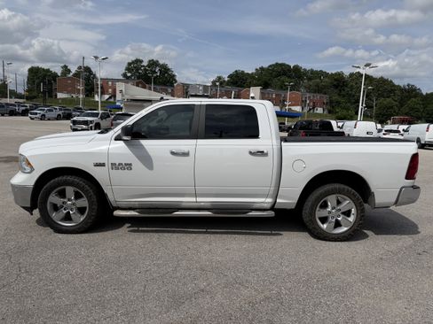 Used 2018 RAM 1500 Big Horn AWD/4WD image 4