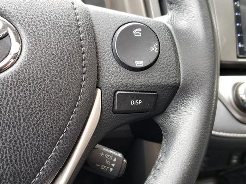 Used 2014 Toyota RAV4 Limited w/ Technology Package image 22