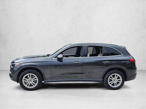 Used 2023 Mercedes-Benz GLC 300 image 9