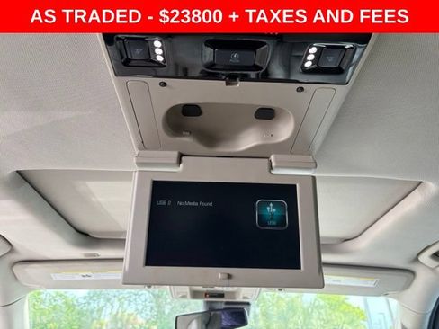 Used 2020 GMC Yukon XL SLT w/ Premium Edition RWD image 19