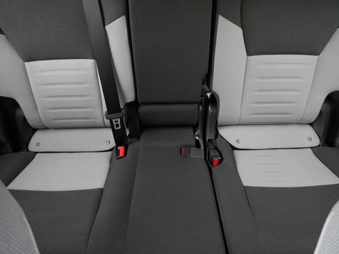 Used 2025 Toyota 4Runner TRD Off-Road AWD/4WD image 13