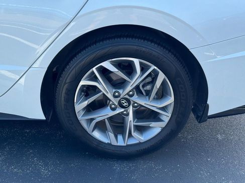 Used 2021 Hyundai Sonata SEL FWD image 6