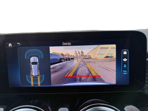 Used 2024 Mercedes-Benz GLB 250 image 15