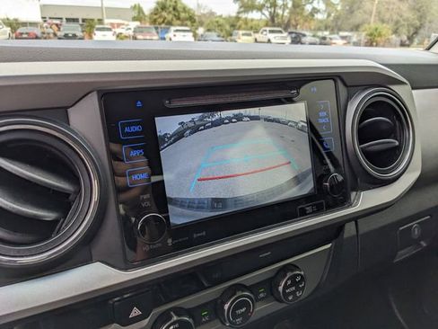 Used 2017 Toyota Tacoma SR5 w/ Tow Package image 26