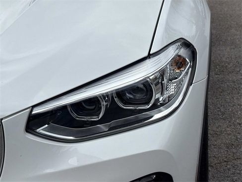 Used 2021 BMW X3 xDrive30e w/ Convenience Package image 10