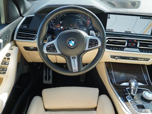 Used 2021 BMW X5 xDrive40i w/ M Sport Package image 26
