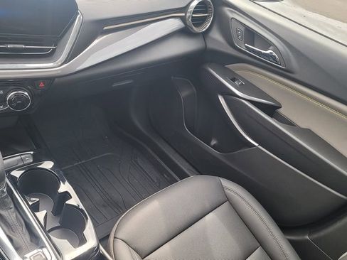 New 2026 Chevrolet Trax ACTIV w/ Sunroof Package image 23