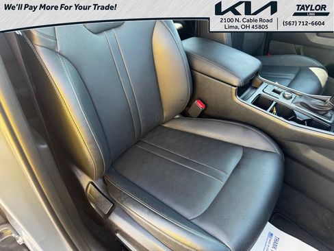 Used 2024 Kia Sorento S AWD/4WD image 13