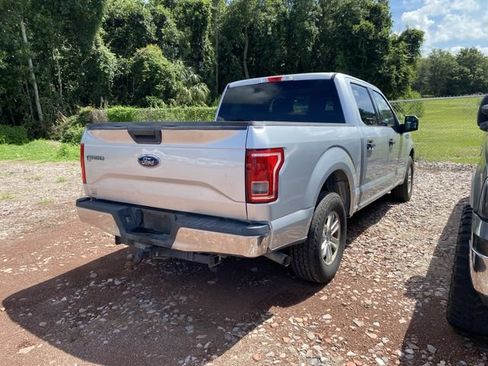 Used 2017 Ford F150 XLT RWD image 5