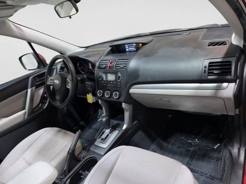 Used 2015 Subaru Forester 2.5i Premium AWD/4WD image 35