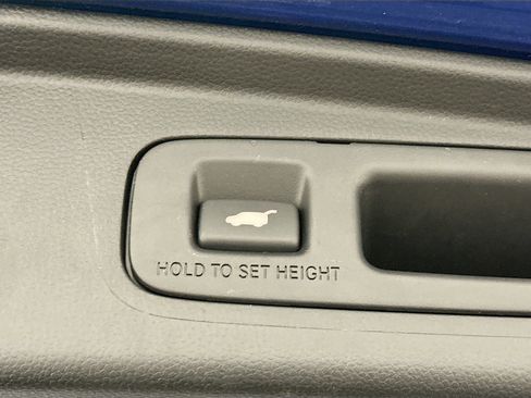 Used 2023 Honda CR-V EX-L image 31