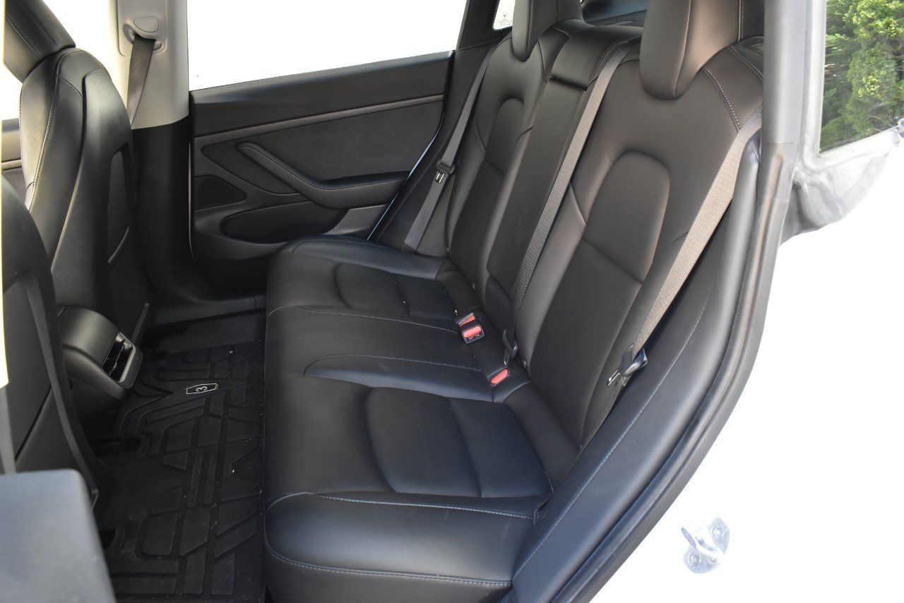 Used 2021 Tesla Model 3 Standard Range Plus RWD image 16