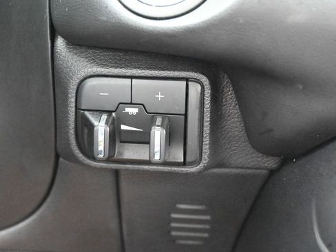 Used 2023 Dodge Durango GT image 35