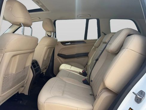 Used 2019 Mercedes-Benz GLS 450 4MATIC image 21