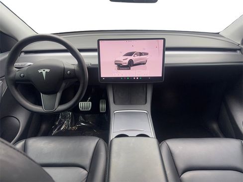 Used 2022 Tesla Model Y Performance image 51