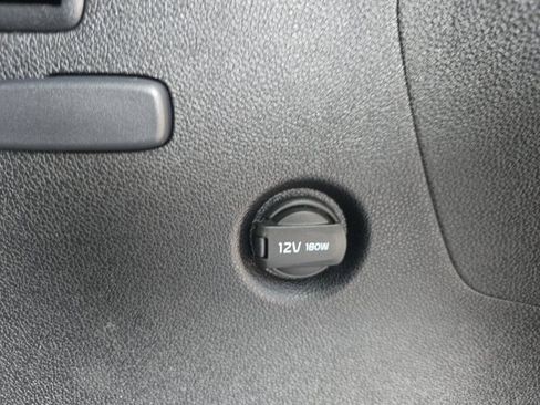 Used 2019 Kia Sorento SX image 16