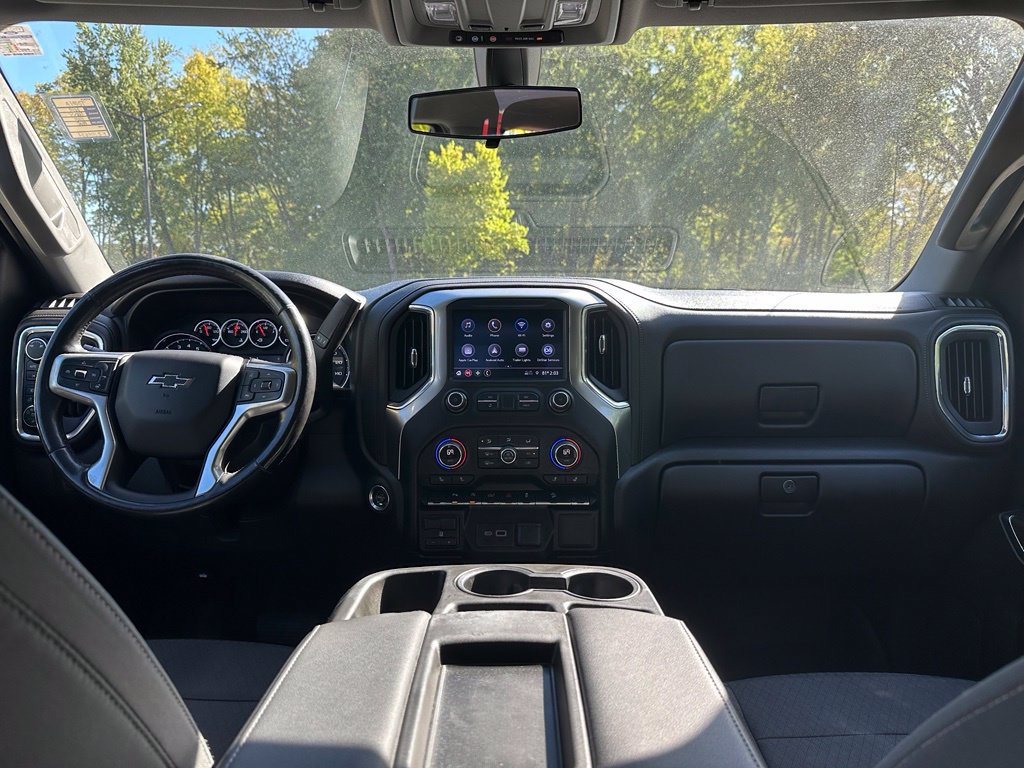 Used 2019 Chevrolet Silverado 1500 RST AWD/4WD image 19